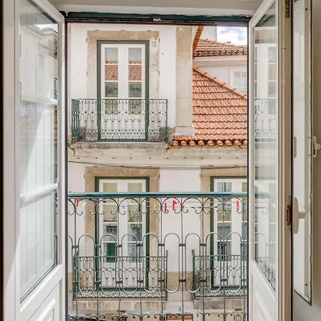 Bairro Alto Window - Cozy Spot In A Buzzing Locale Appartamento Lisbona