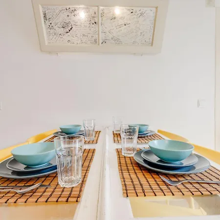 Bairro Alto Window - Cozy Spot In A Buzzing Locale Апартаменты Лиссабон