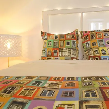 Bairro Alto Window - Cozy Spot In A Buzzing Locale Appartamento *