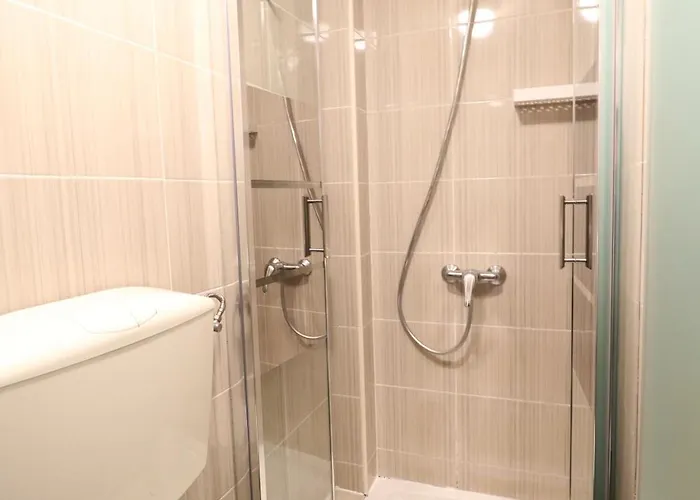 Bairro Alto Window - Cozy Spot In A Buzzing Locale شقة