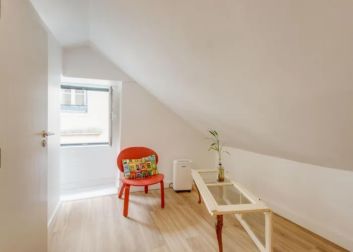 Bairro Alto Window - Cozy Spot In A Buzzing Locale شقة Lisboa