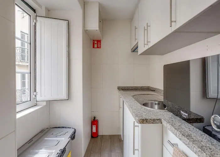 Bairro Alto Window - Cozy Spot In A Buzzing Locale Lisboa