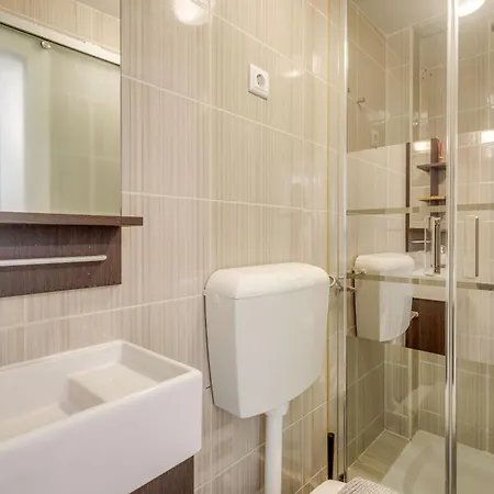 Bairro Alto Window - Cozy Spot In A Buzzing Locale * Lisboa